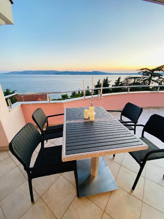 Apartments La Mer Novi Vinodolski Exterior foto